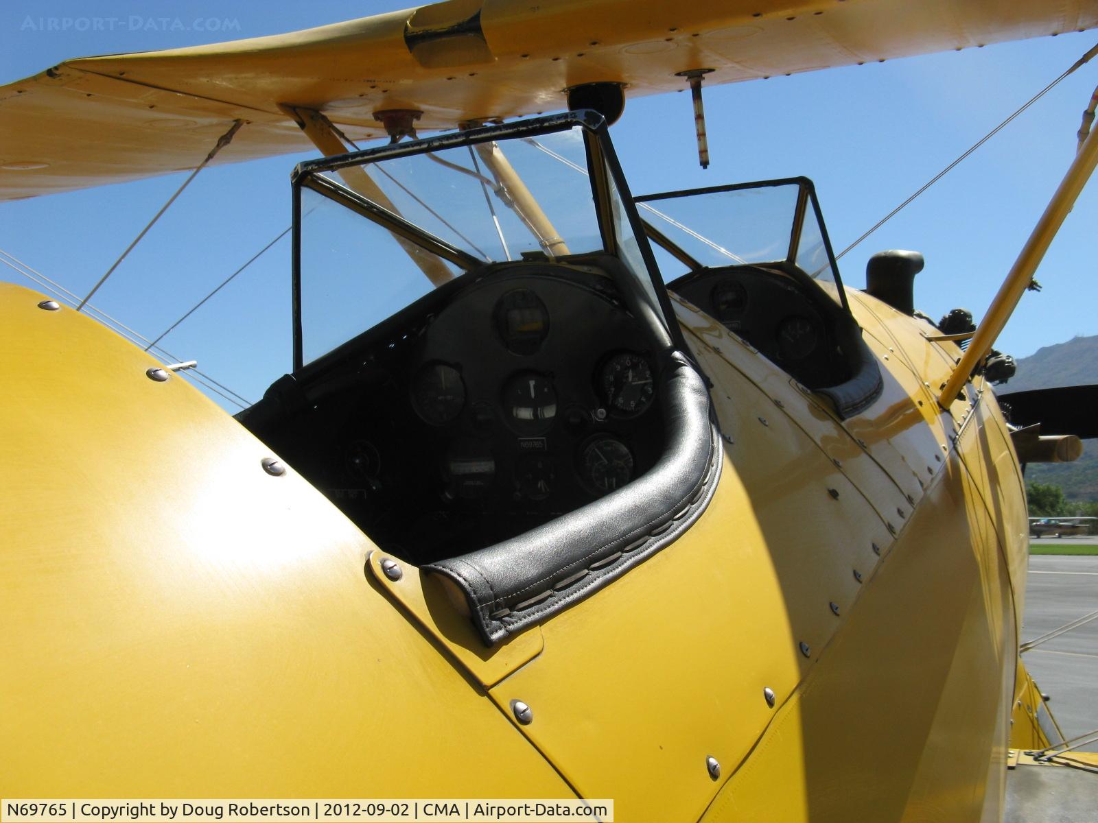 N69765, 1941 Boeing A75N1 (PT17) C/N 75-1044, 1941 Boeing Stearman A75N1 as Navy N2S1, Continental W670 220 Hp, cockpits