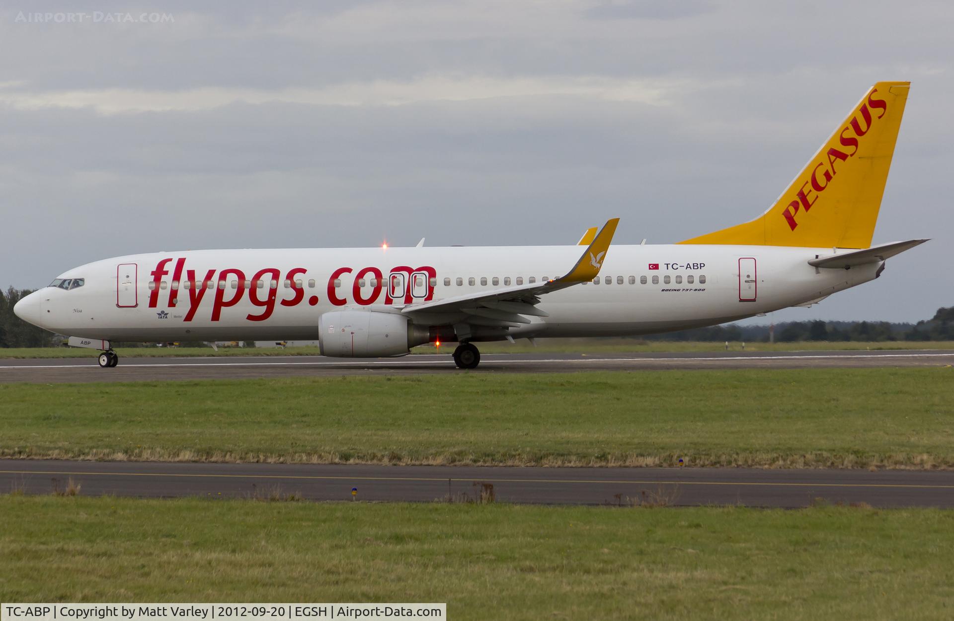 TC-ABP, 2010 Boeing 737-82R C/N 40876, Arriving at EGSH.