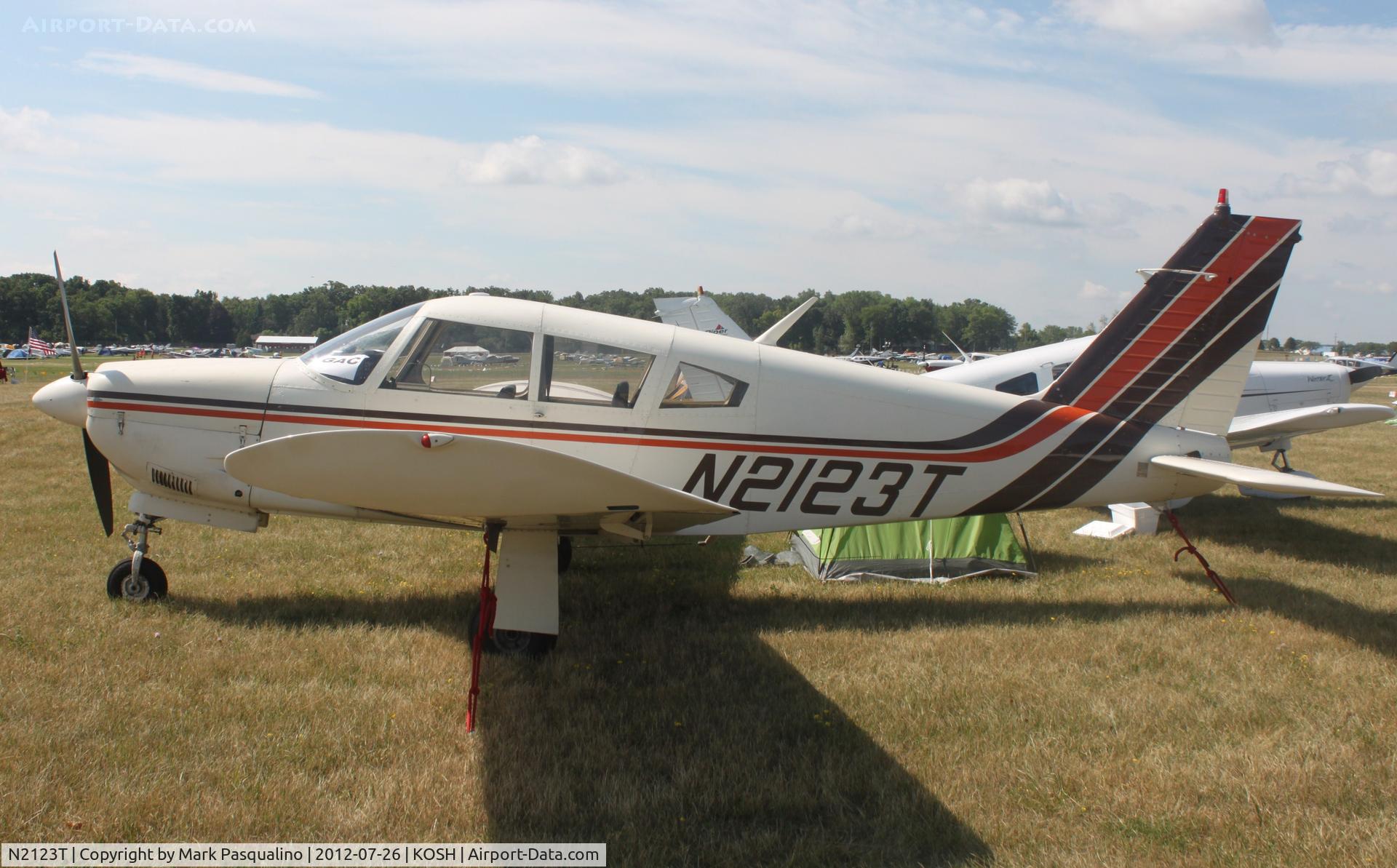 N2123T, 1971 Piper PA-28R-200 C/N 28R-7135066, Piper PA-28R-200