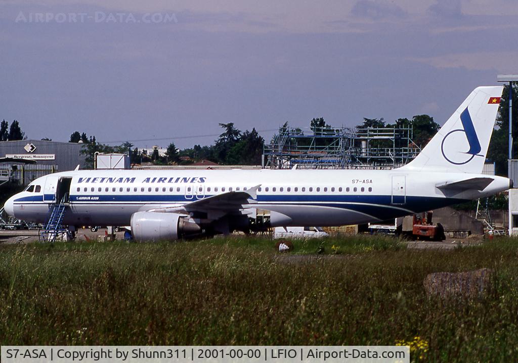 S7-ASA, Airbus A320-214 C/N 0590, Parked for maintenance...