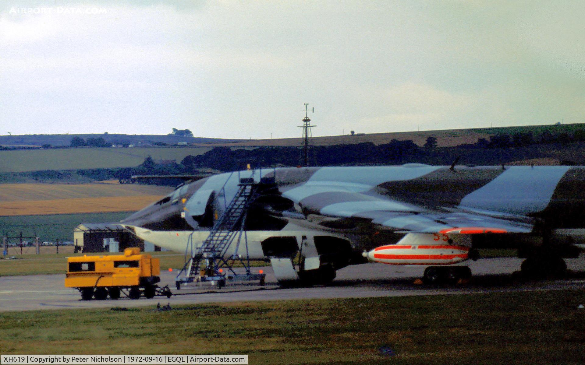 XH619, 1959 Handley Page Victor K.1A C/N HP80/42, Victor K.1A of 57 Squadron on the flight-line at the 1972 RAF Leuchars Airshow.