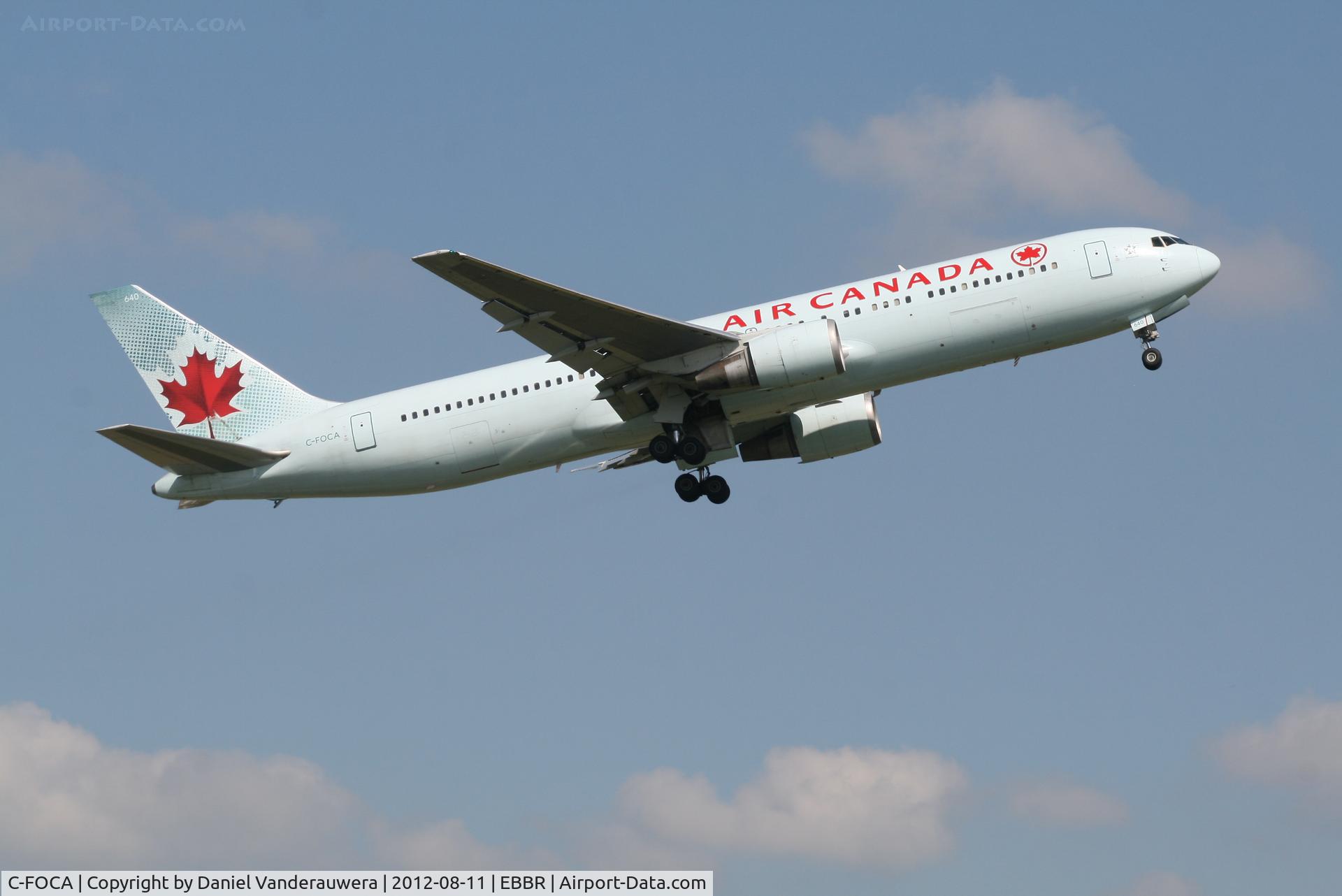 C-FOCA, 1990 Boeing 767-375/ER C/N 24575, Flight AC833 is climbing from RWY 07R