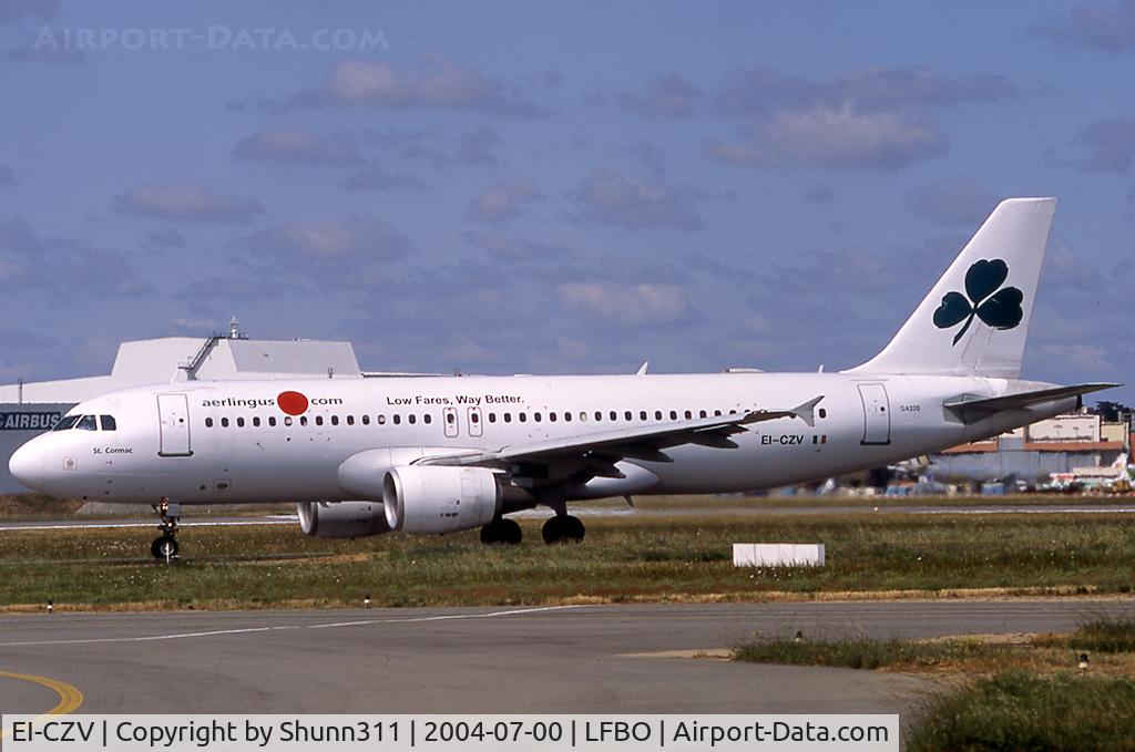 EI-CZV, 1995 Airbus A320-214 C/N 553, Taxiing holding point rwy 32R for departure...
