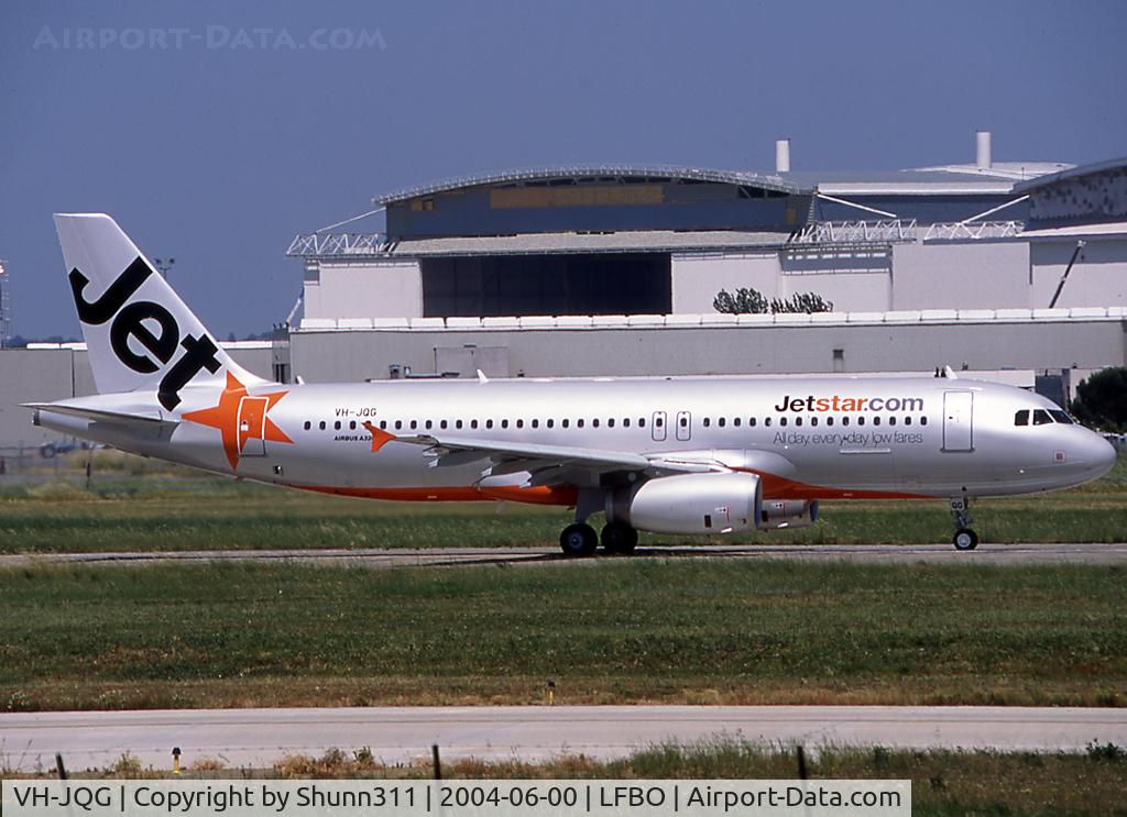 VH-JQG, 2004 Airbus A320-232 C/N 2169, Delivery day...