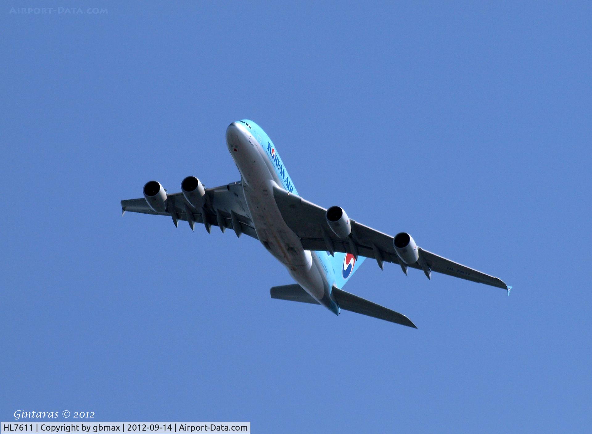 HL7611, 2010 Airbus A380-861 C/N 35, On approach to JFK