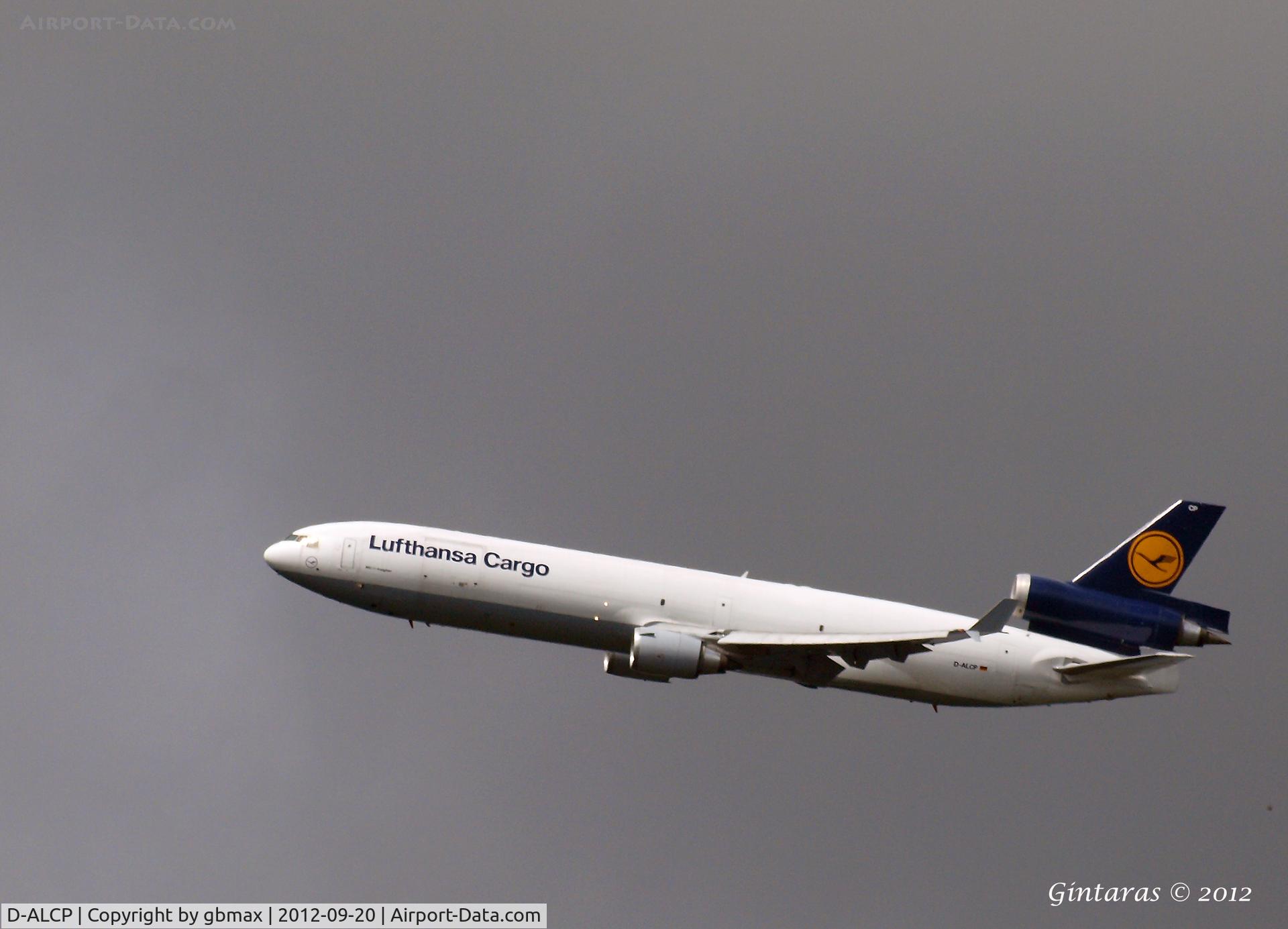 D-ALCP, 1992 McDonnell Douglas MD-11F C/N 48414, On approach to JFK