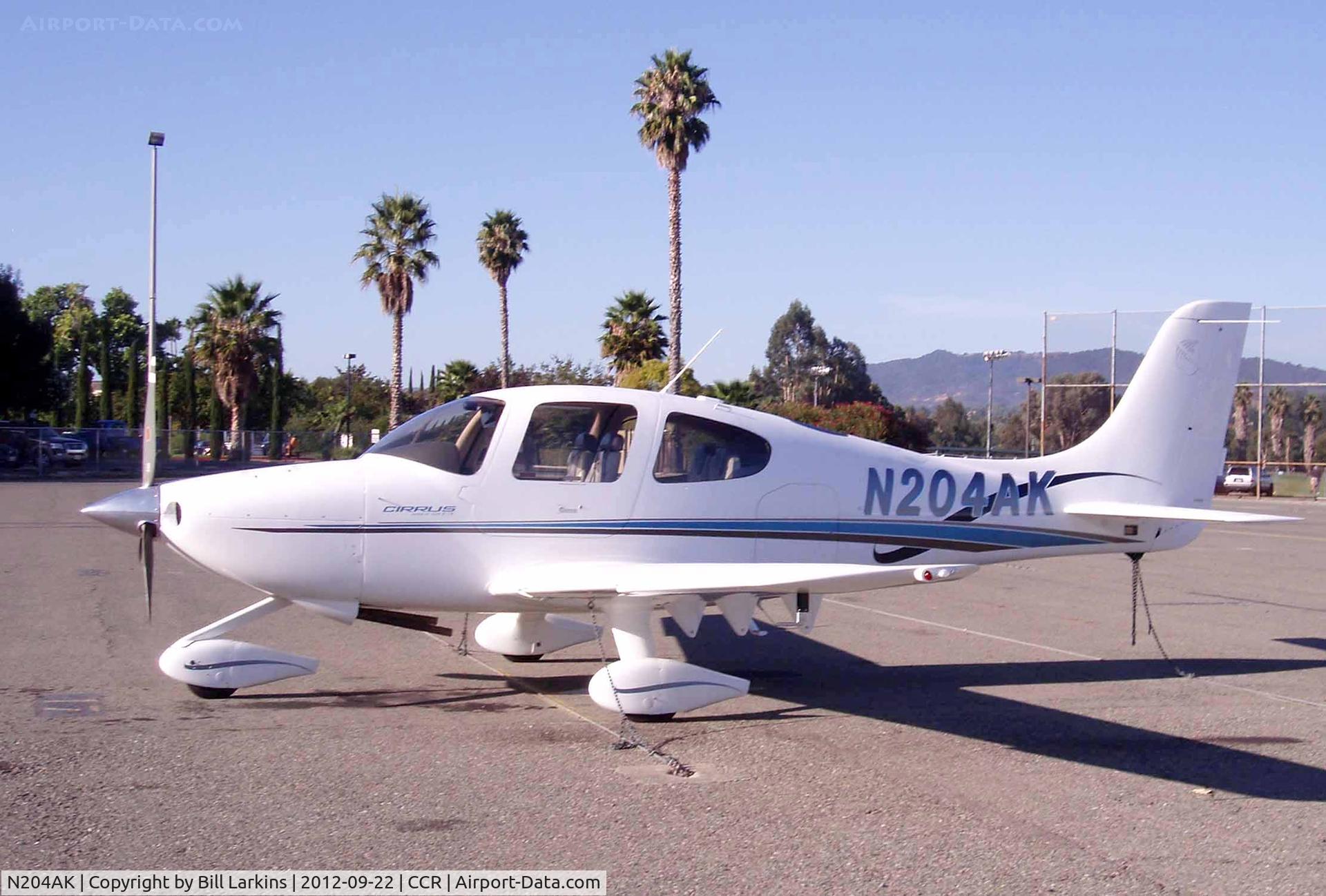 N204AK, 2001 Cirrus SR20 C/N 1120, Left side view. Visitor.