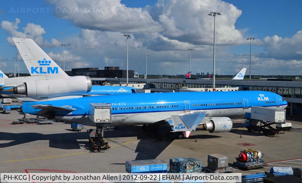 PH-KCG, 1995 McDonnell Douglas MD-11 C/N 48561, Preparing for departure, Schiphol Airport.