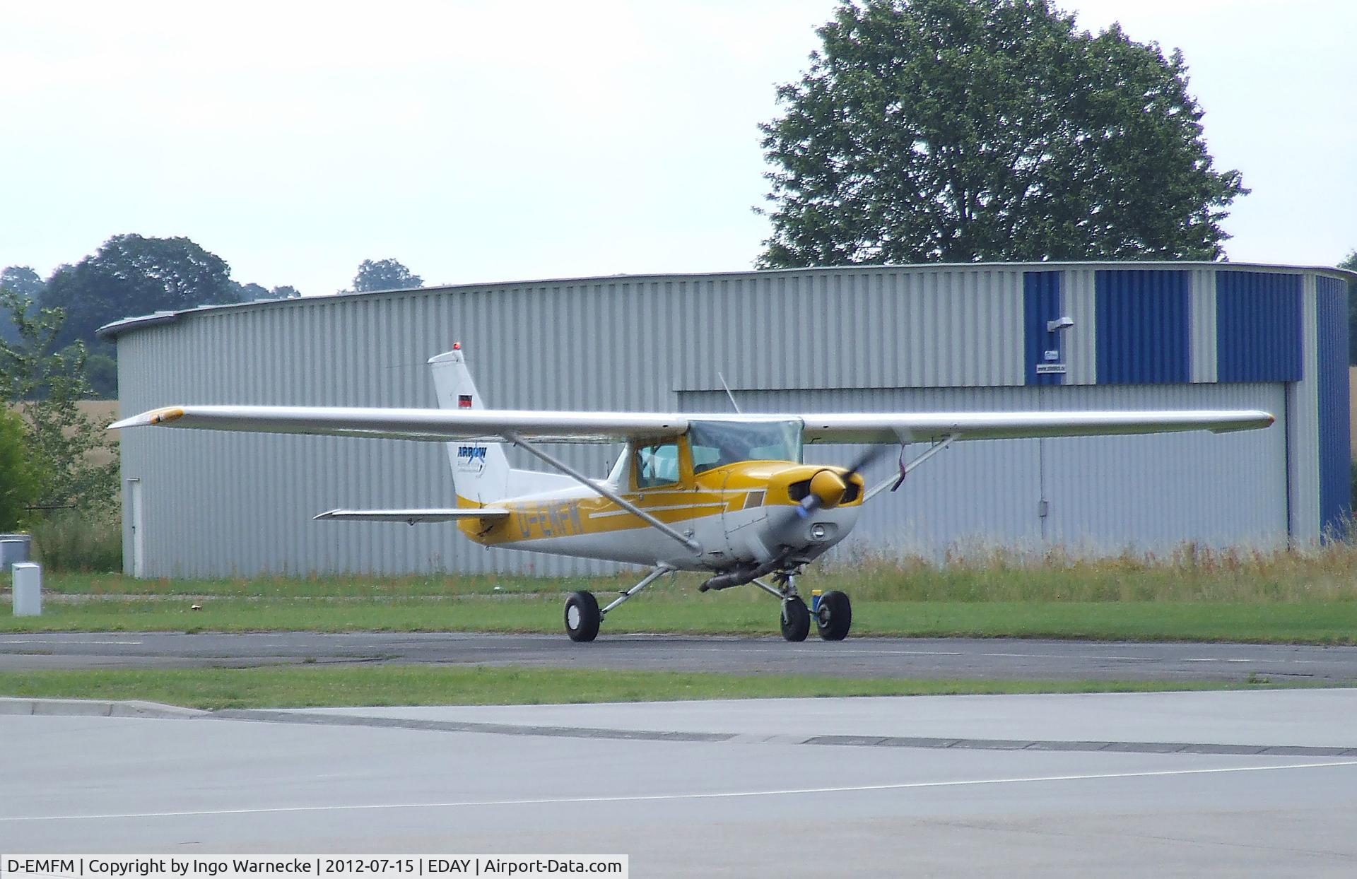 D-EMFM, 1977 Cessna 152 C/N 15279655, Cessna 152 at Strausberg airfield