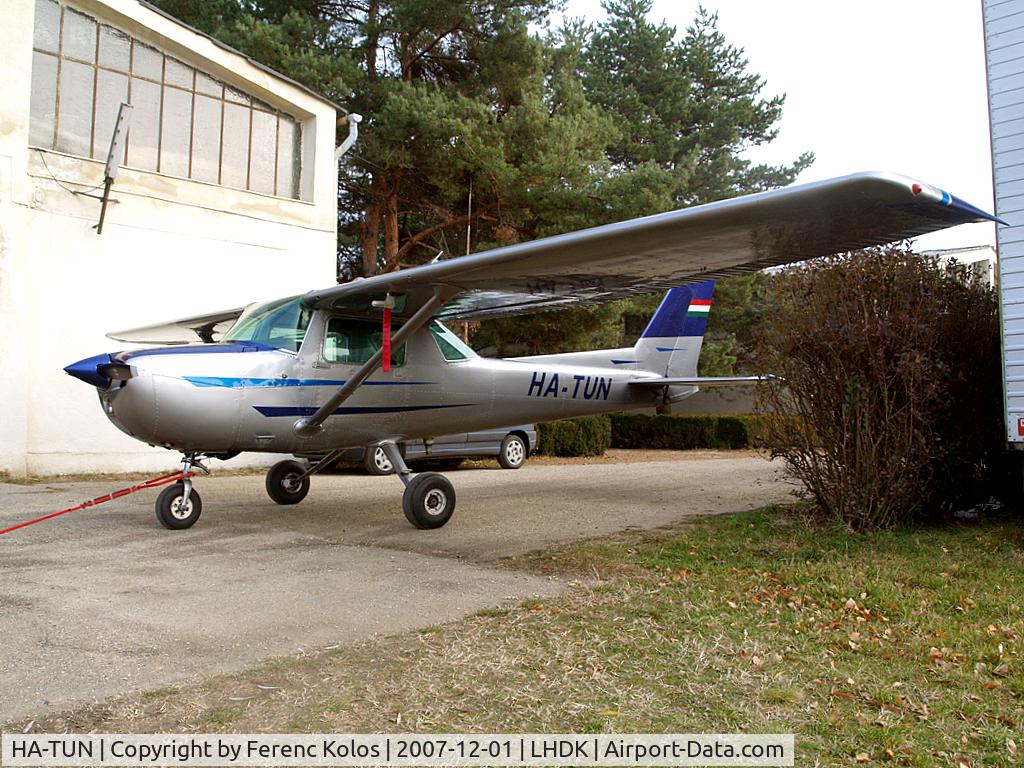 HA-TUN, 1976 Cessna 150M C/N 15078359, Dunakeszi