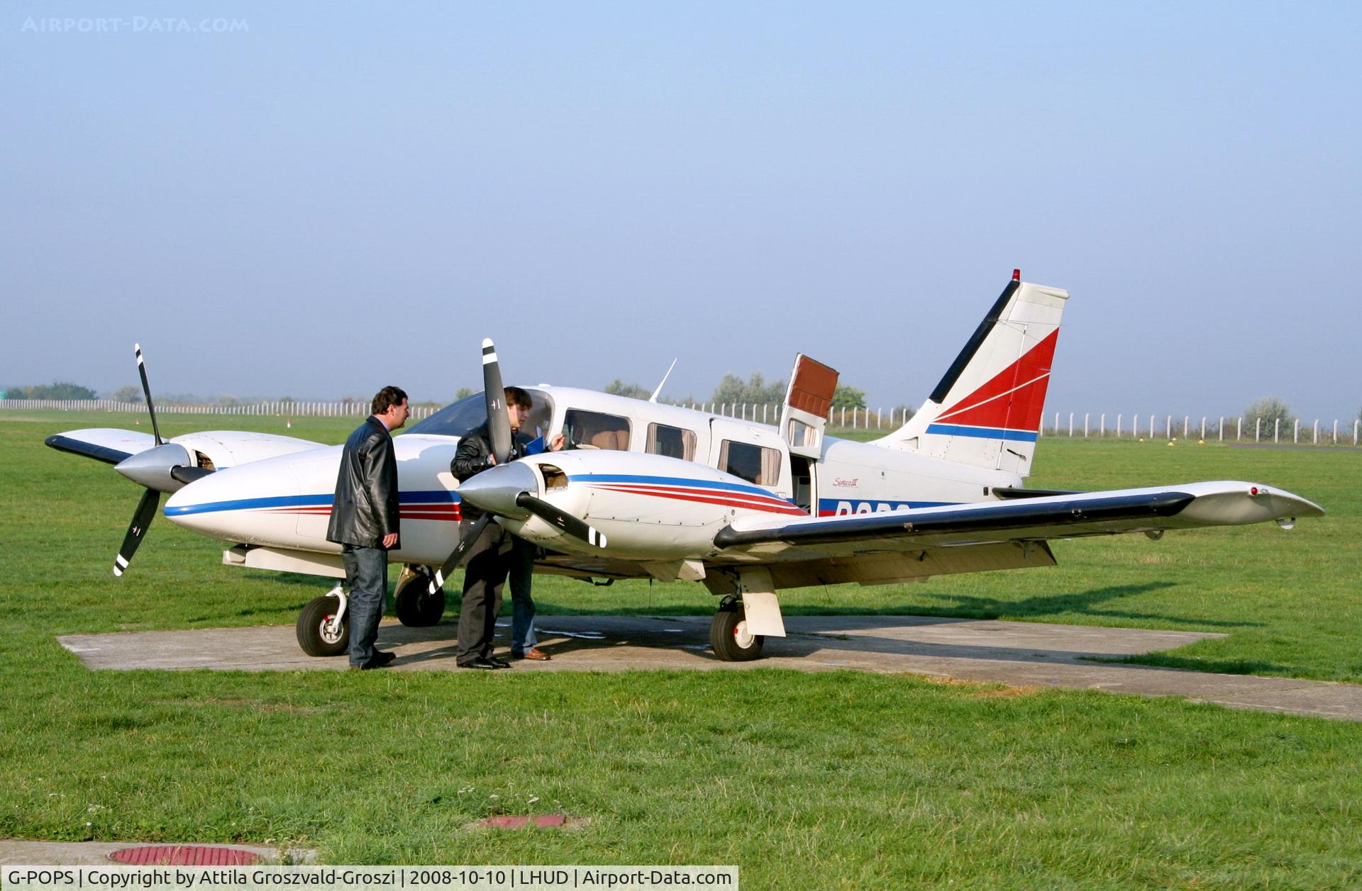 G-POPS, 1981 Piper PA-34-220T Seneca III C/N 34-8133150, Szeged Airport - Hungary