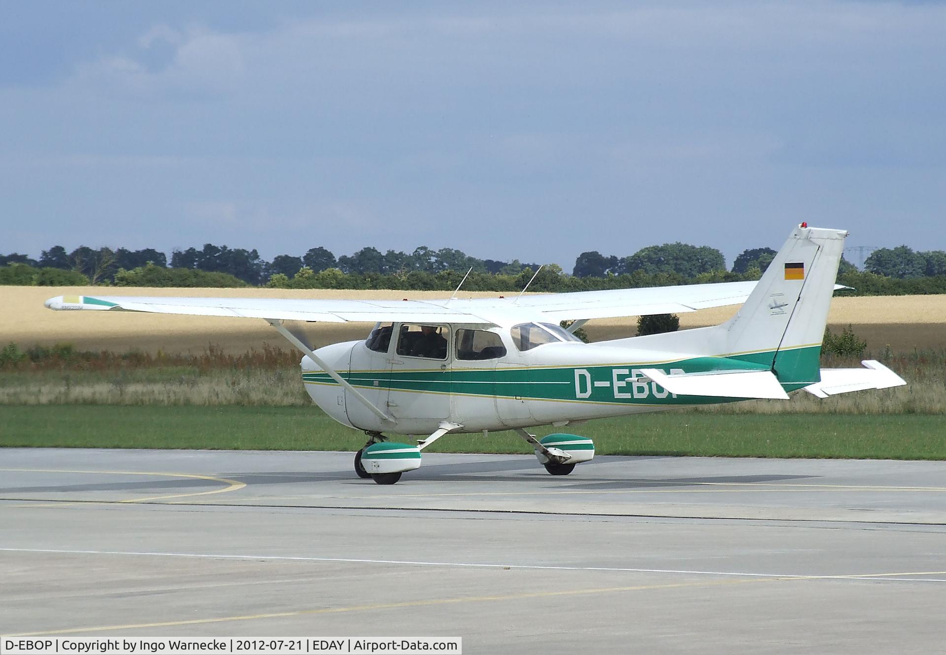 D-EBOP, Reims F172N Skyhawk C/N 1865, Cessna (Reims) F127N Skyhawk at Strausberg airfield