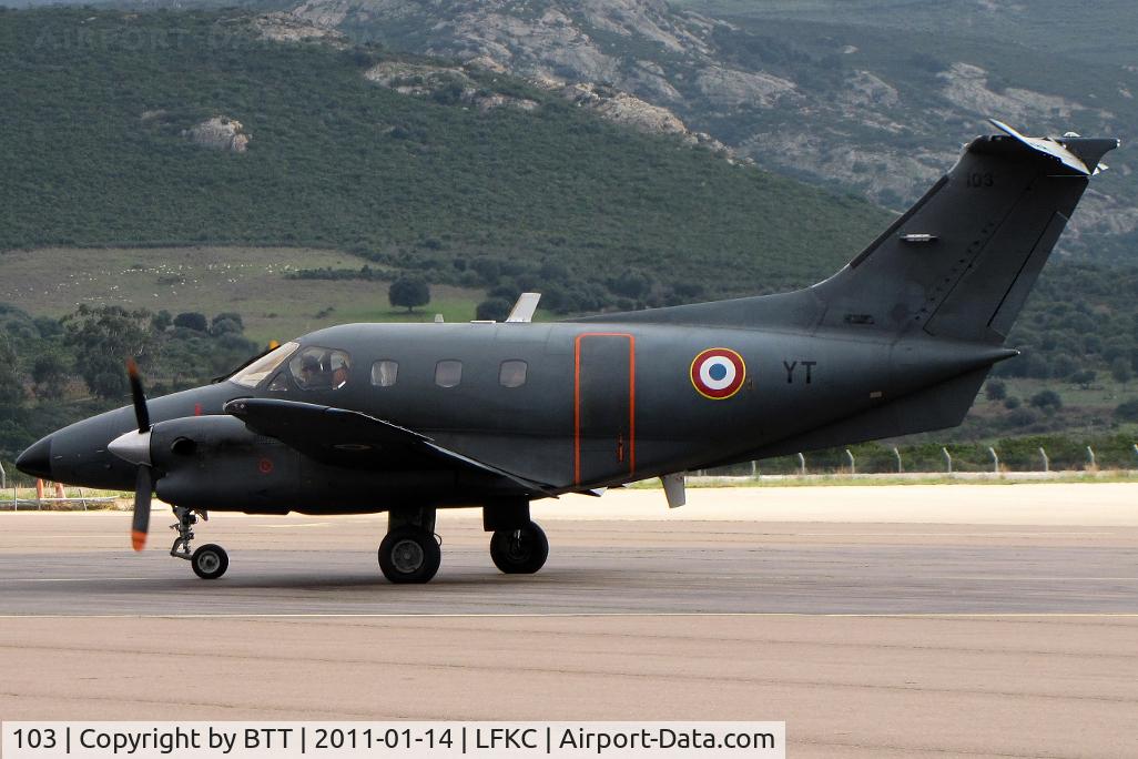 103, Embraer EMB-121AA Xingu C/N 121103, departure
