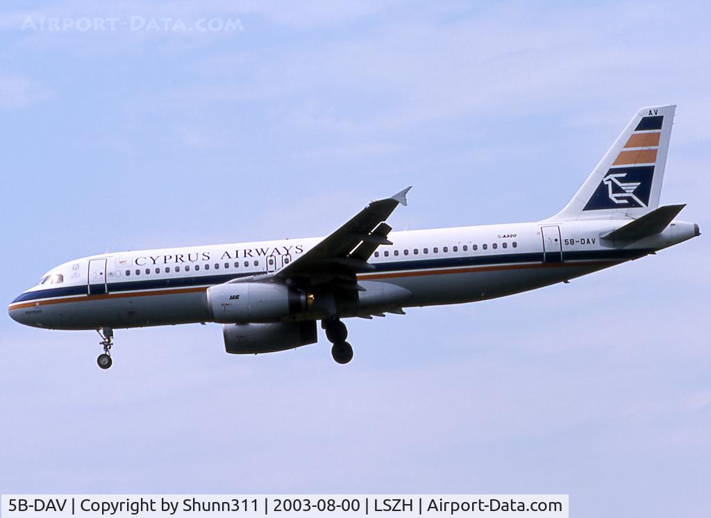5B-DAV, 1989 Airbus A320-231 C/N 037, Landing rwy 32