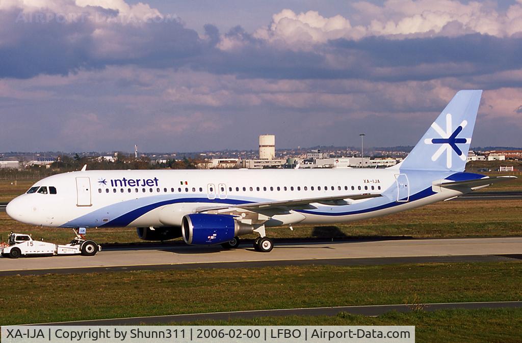 XA-IJA, 2000 Airbus A320-214 C/N 1244, Trackted to Air France factory after engine ground test @ 'Bikini'