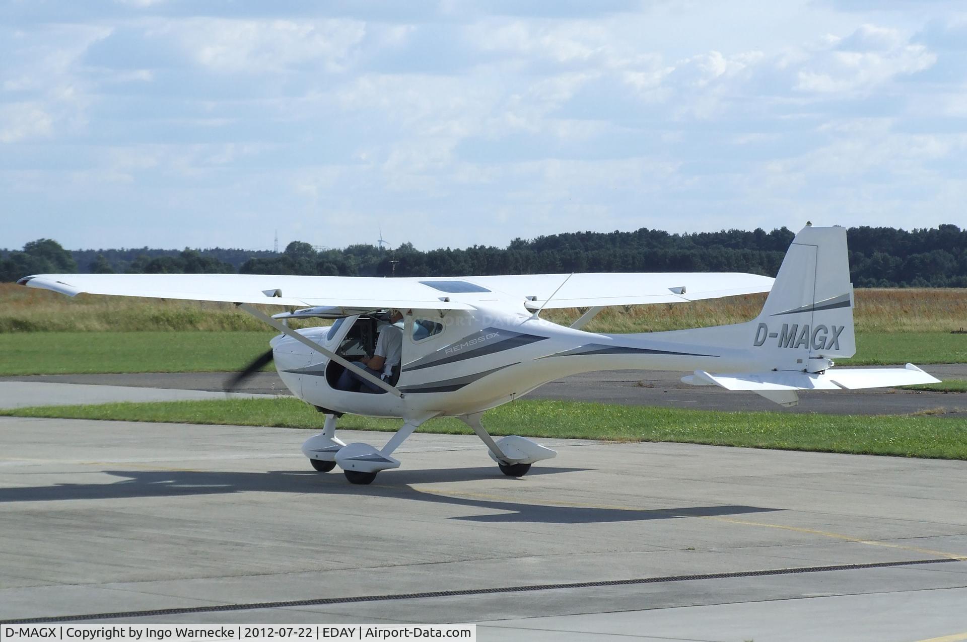 D-MAGX, 2010 Remos GX C/N Not found D-MAGX, Remos GX at Strausberg airfield
