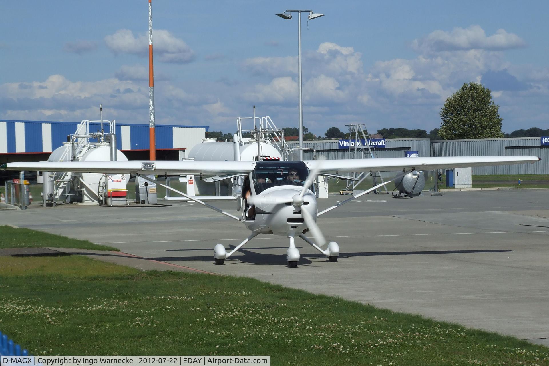 D-MAGX, 2010 Remos GX C/N Not found D-MAGX, Remos GX at Strausberg airfield