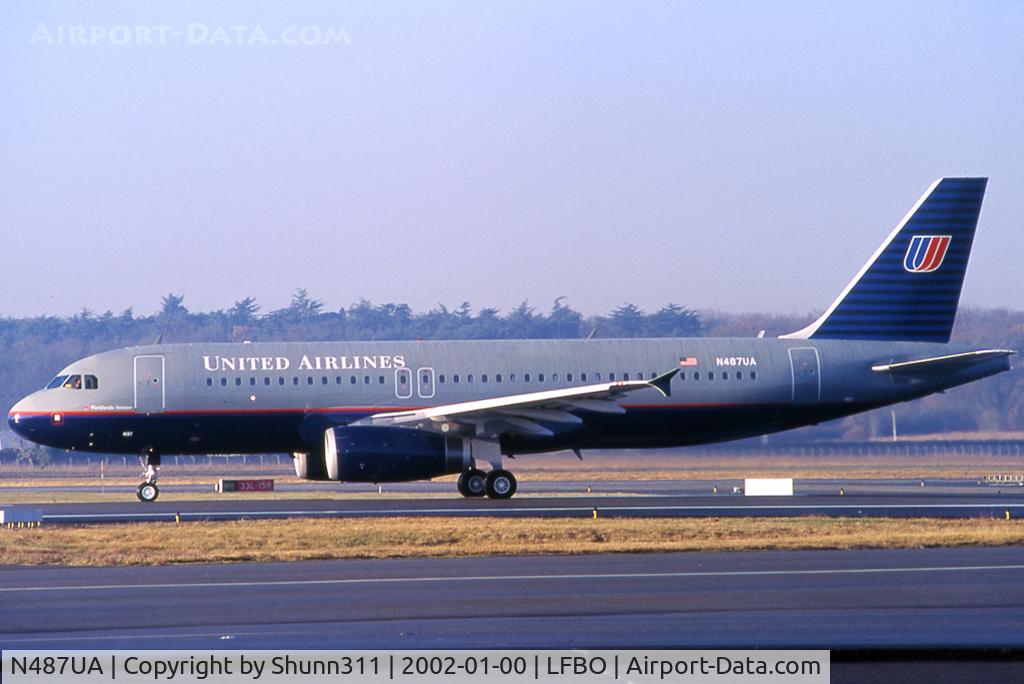 N487UA, 2002 Airbus A320-232 C/N 1669, Delivery day...