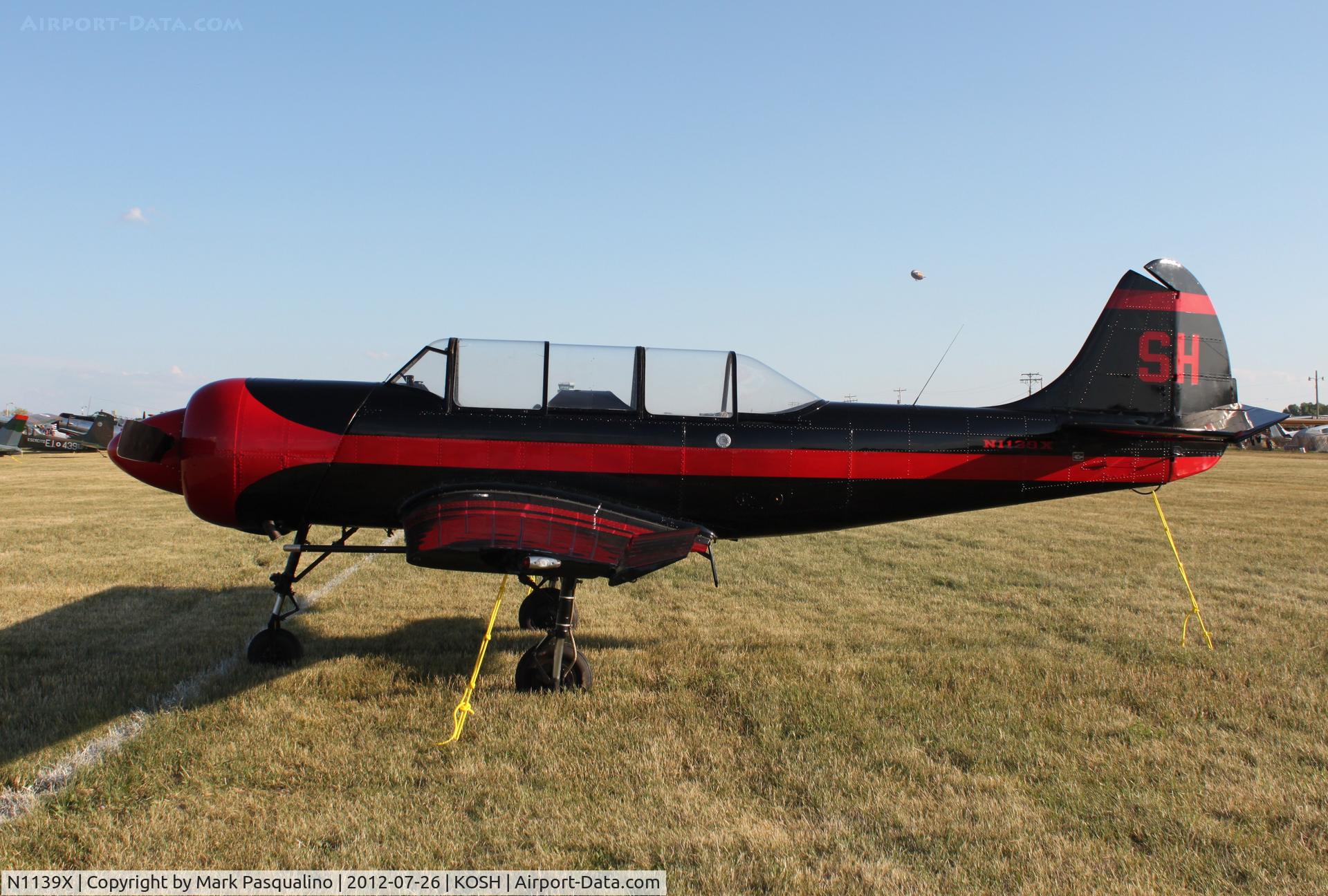 N1139X, 1984 Yakovlev (Aerostar) Yak-52 C/N 844610, YAK-52