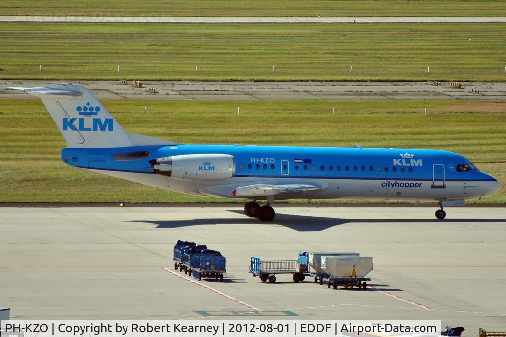 PH-KZO, 1995 Fokker 70 (F-28-0070) C/N 11538, Taxiing out for departure