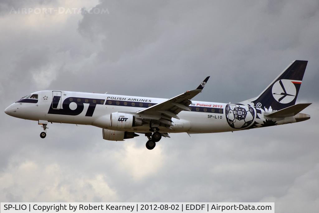 SP-LIO, 2010 Embraer 175LR (ERJ-170-200LR) C/N 17000321, On short finals for r/w 25L