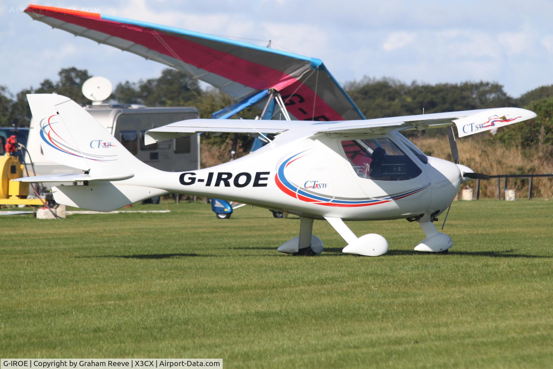 G-IROE, 2007 Flight Design CTSW C/N 8334, Parked at Northrepps.