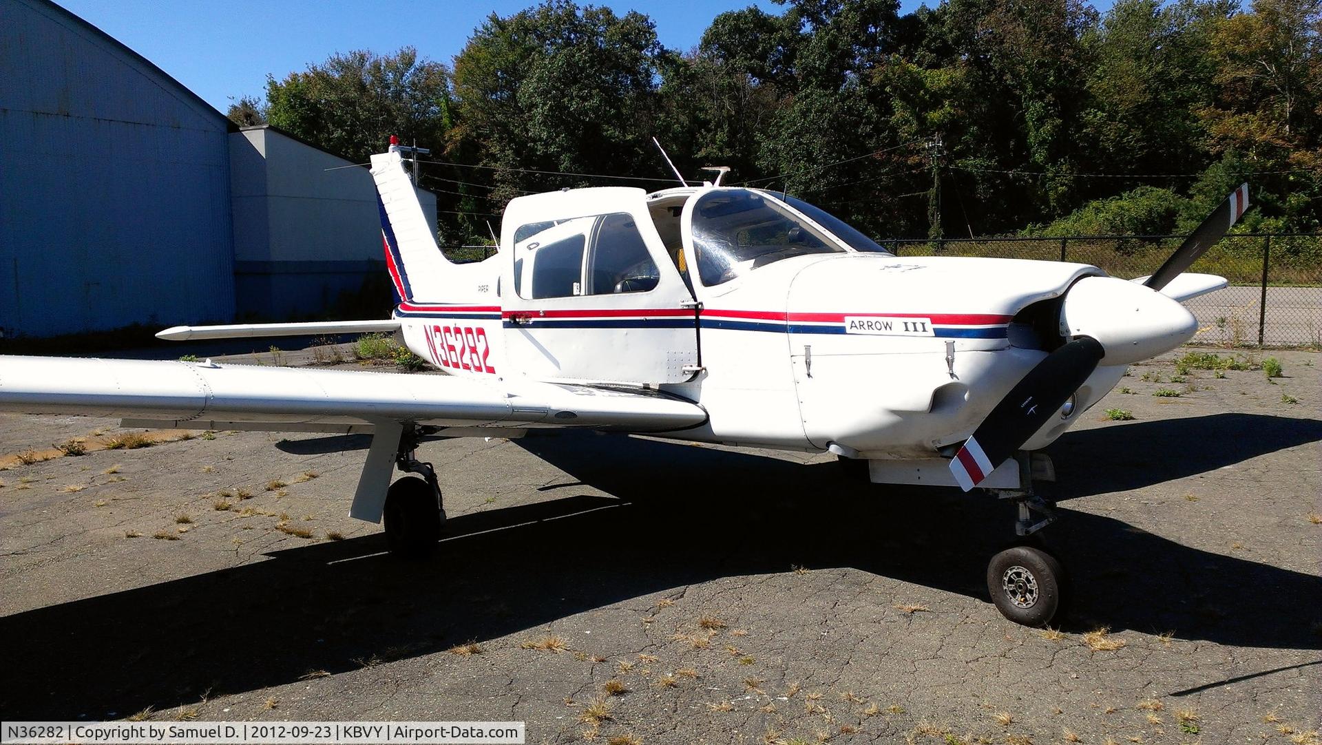 N36282, 1978 Piper PA-28R-201 Cherokee Arrow III C/N 28R-7837271, Taken before flying to KRKD and KPWM!
