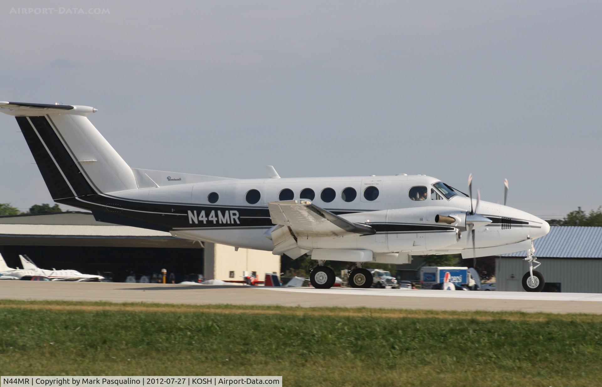N44MR, 1981 Beechcraft B200C Super King Air C/N BL-27, Beech 200C