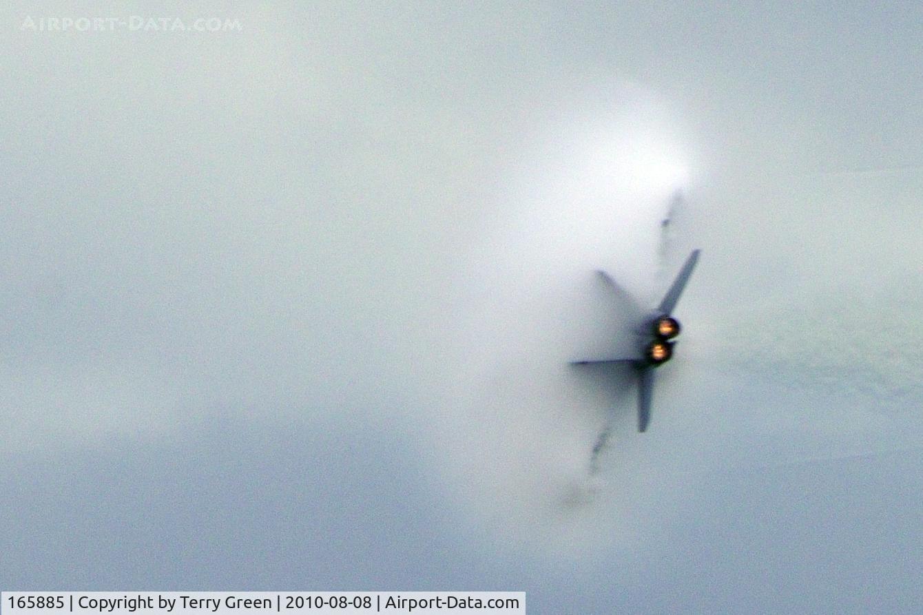 165885, Boeing F/A-18F Super Hornet C/N FO45, Seattle SeaFair 2010