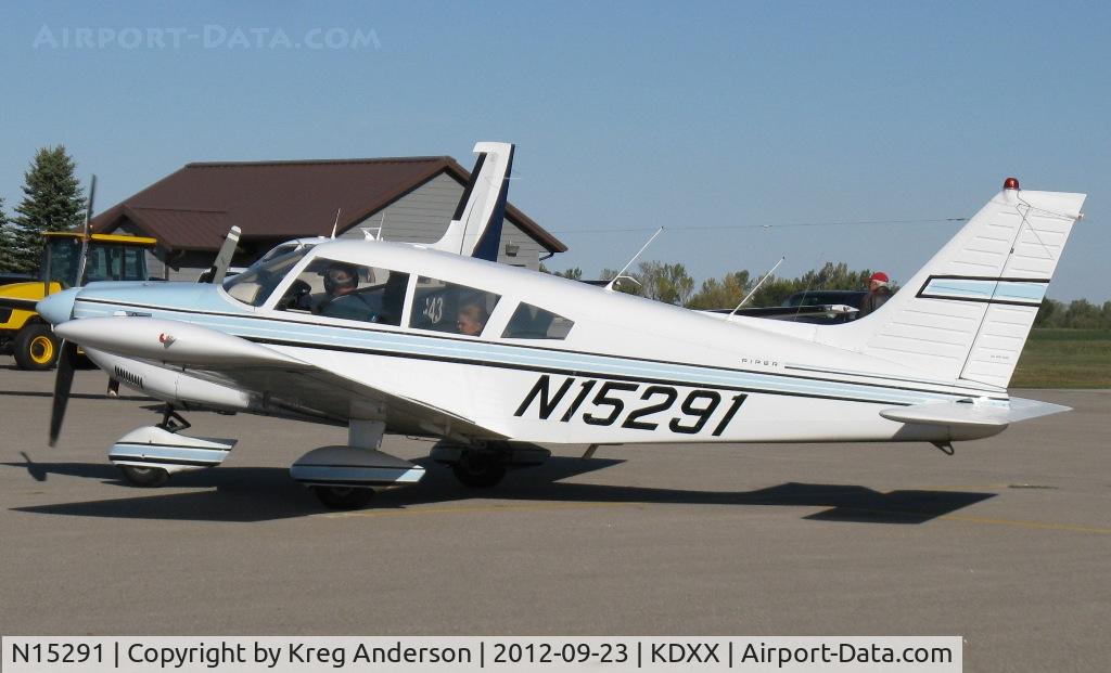 N15291, 1972 Piper PA-28-235 C/N 28-7310031, 2012 Lac Qui Parle County Airport Fly-in