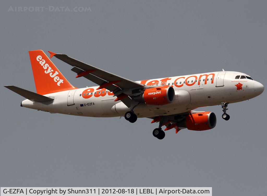 G-EZFA, 2009 Airbus A319-111 C/N 3788, Landing rwy 07L with additional 'La France au Coeur' logo