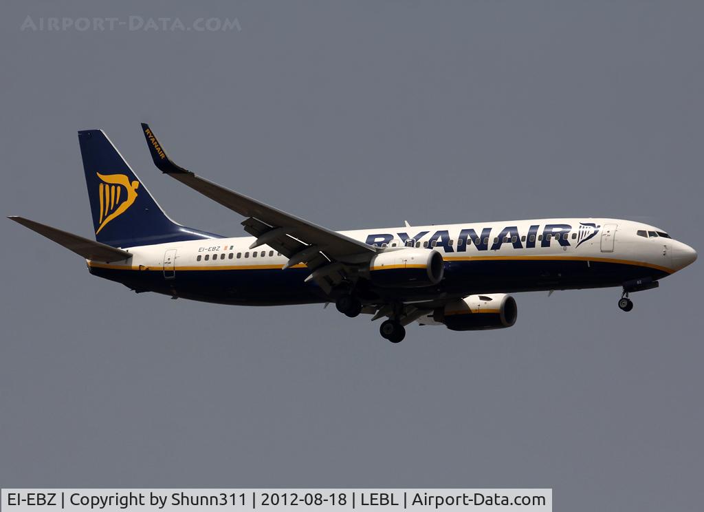 EI-EBZ, 2009 Boeing 737-8AS C/N 35008, Landing rwy 07L