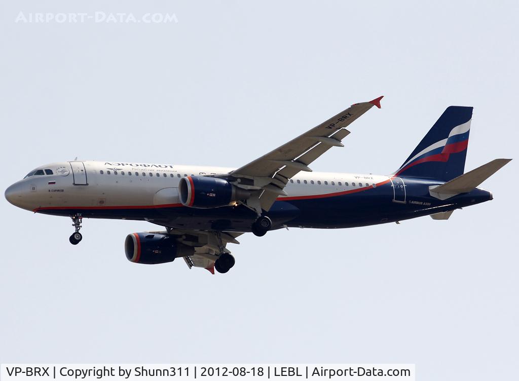VP-BRX, 2007 Airbus A320-214 C/N 3063, Landing rwy 07L
