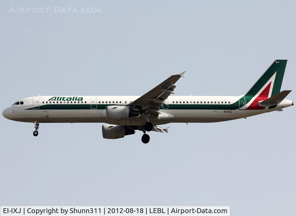 EI-IXJ, 1999 Airbus A321-112 C/N 959, Landing rwy 07L