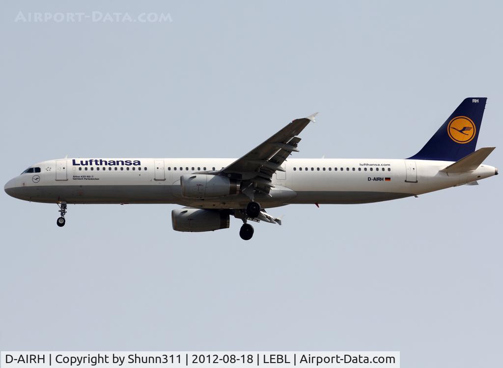 D-AIRH, 1993 Airbus A321-131 C/N 0412, Landing rwy 07L