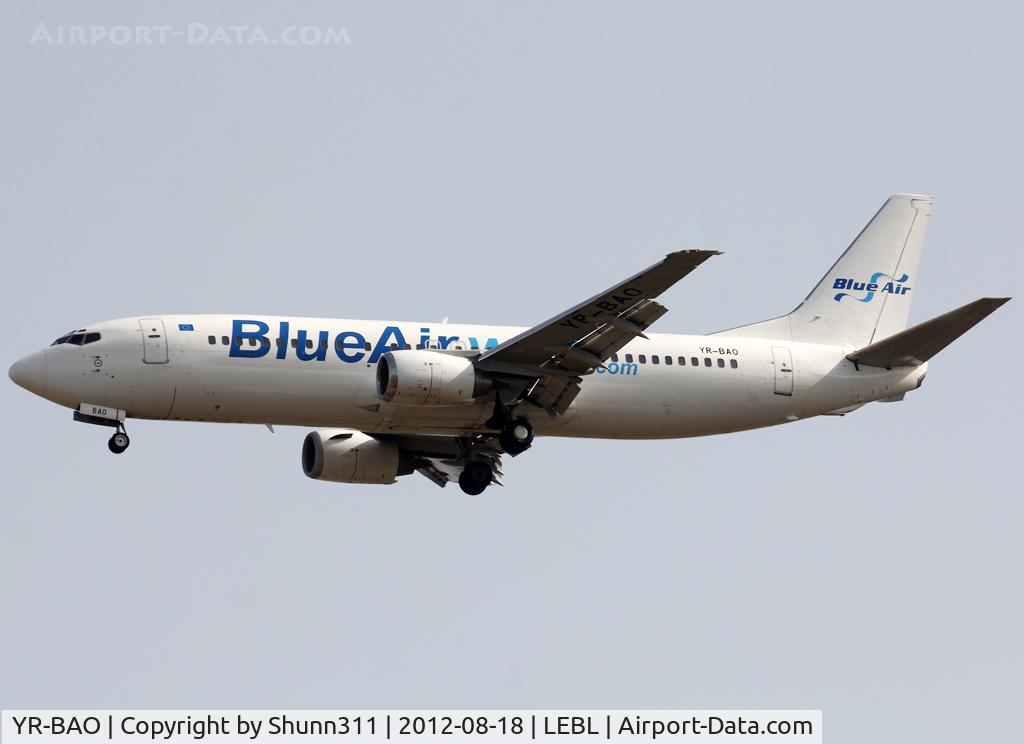 YR-BAO, 1991 Boeing 737-42C C/N 24813, Landing rwy 07L