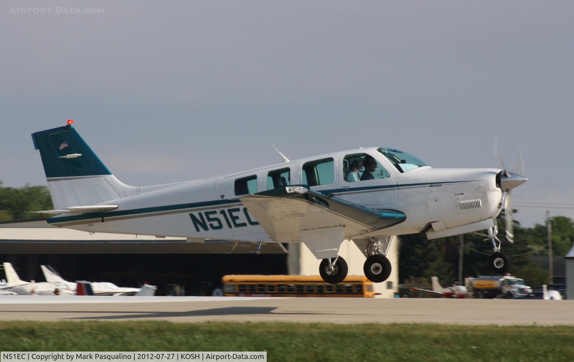 N51EC, 1995 Beech A36 Bonanza 36 C/N E-2983, Beech A36