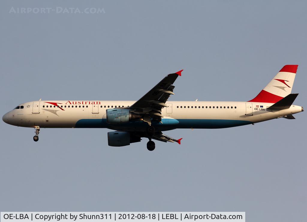 OE-LBA, 1995 Airbus A321-111 C/N 552, Landing rwy 07L