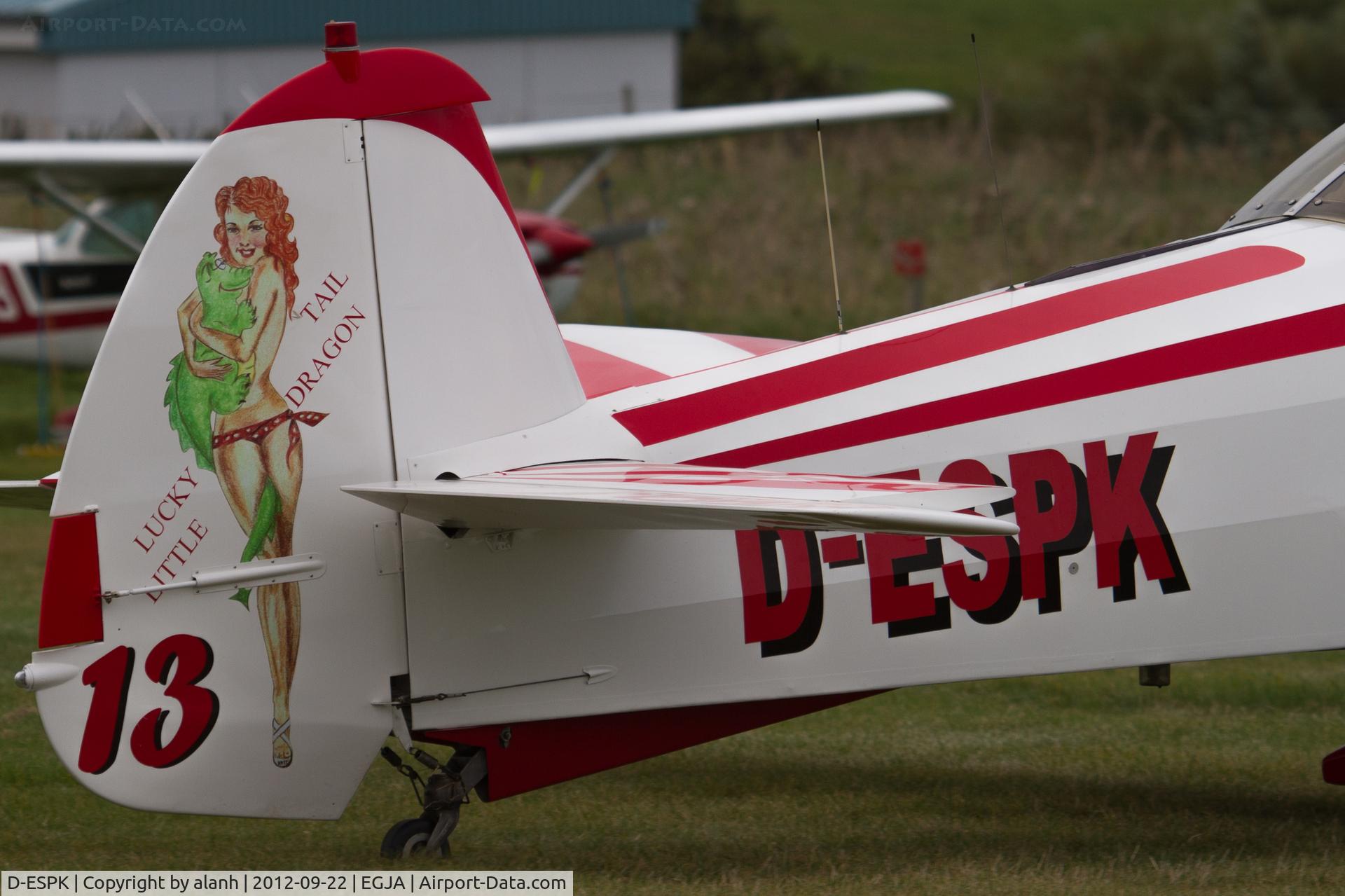 D-ESPK, 1981 Mudry CAP-10B C/N 136, Couldn't resist a close-up of that artwork...