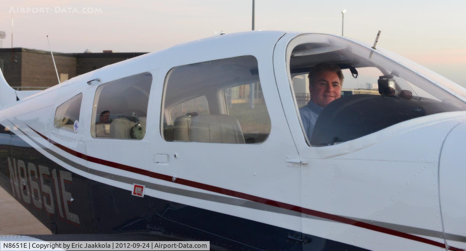 N8651E, 1976 Piper PA-28R-200 Arrow II C/N 28R-7635193, Owner: Mark Pasqualino
