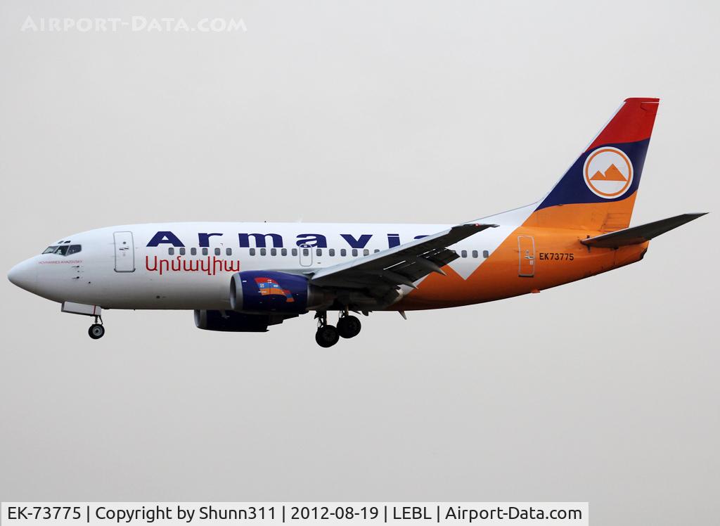 EK-73775, 1999 Boeing 737-55S C/N 28475/3096, Landing rwy 25R in full c/s