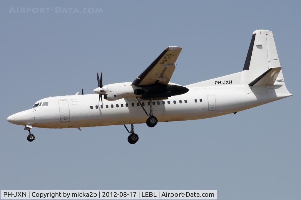 PH-JXN, 1991 Fokker 50 C/N 20239, Landing