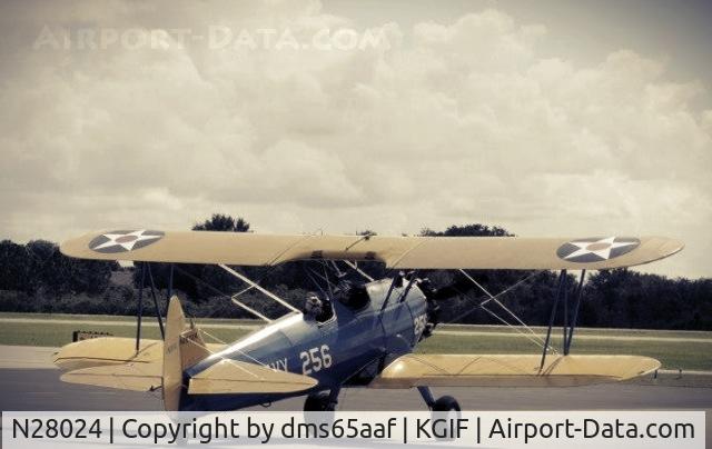 N28024, 1945 Boeing A75N1(PT17) C/N 75-2799, Taxing out at KGIF