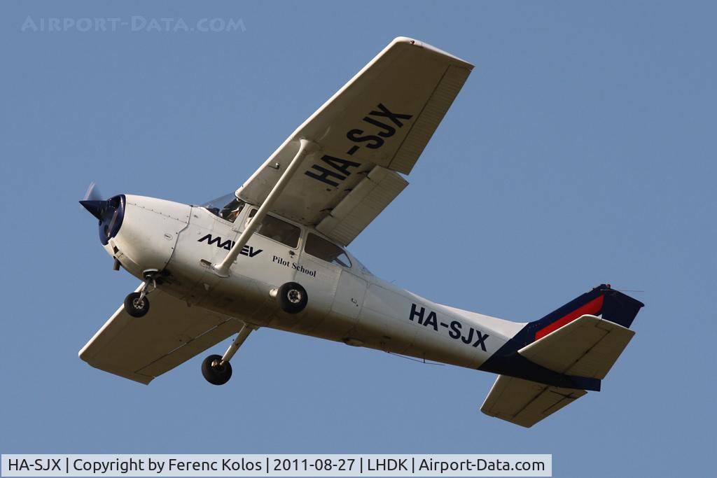 HA-SJX, 1978 Cessna 172N C/N 17270653, Dunakeszi