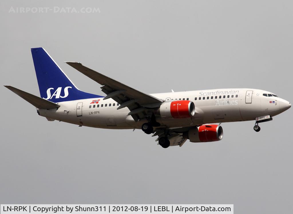 LN-RPK, 2000 Boeing 737-783 C/N 28317, Landing rwy 07L