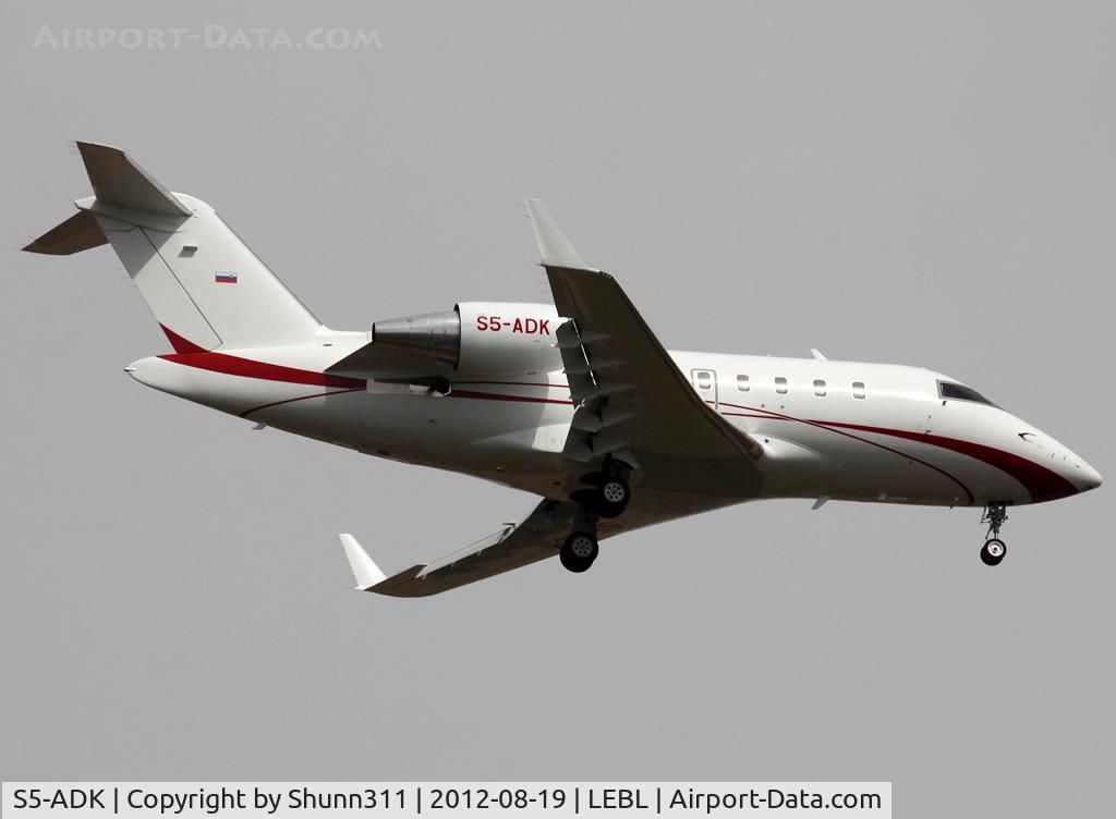 S5-ADK, 2010 Bombardier Challenger 605 (CL-600-2B16) C/N 5855, Landing rwy 07L