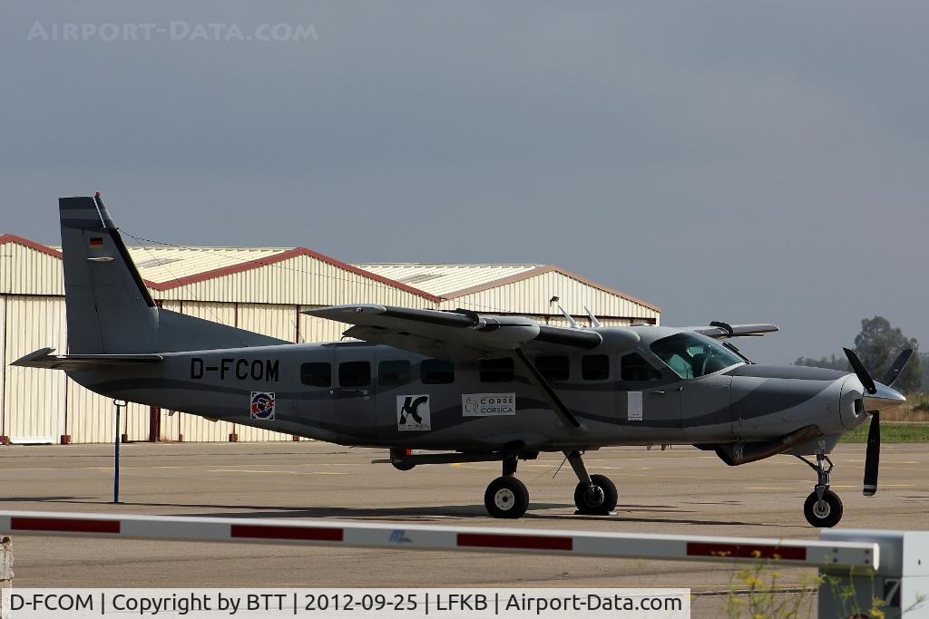 D-FCOM, 2002 Cessna 208B Grand Caravan C/N 208B0933, Parked