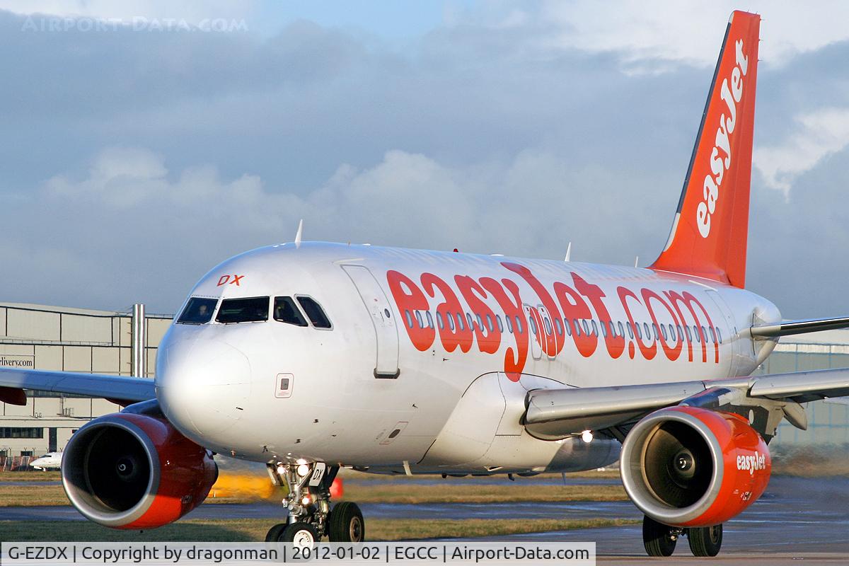 G-EZDX, 2009 Airbus A319-111 C/N 3754, Up close on the Easyjet