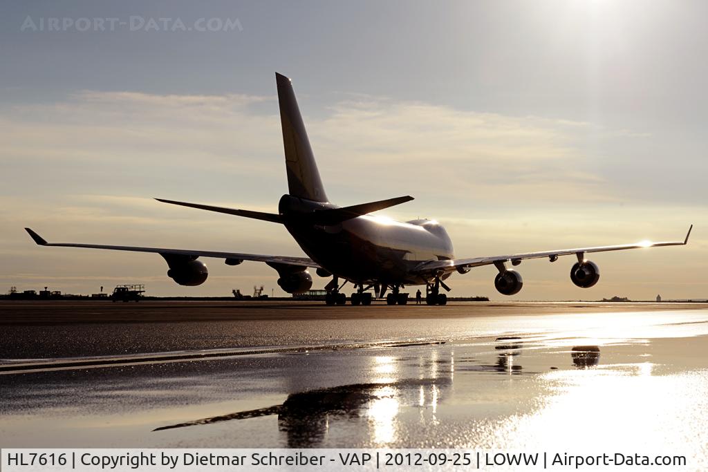 HL7616, 2004 Boeing 747-446F (SCD) C/N 33748, Asiana Boeing 747-400