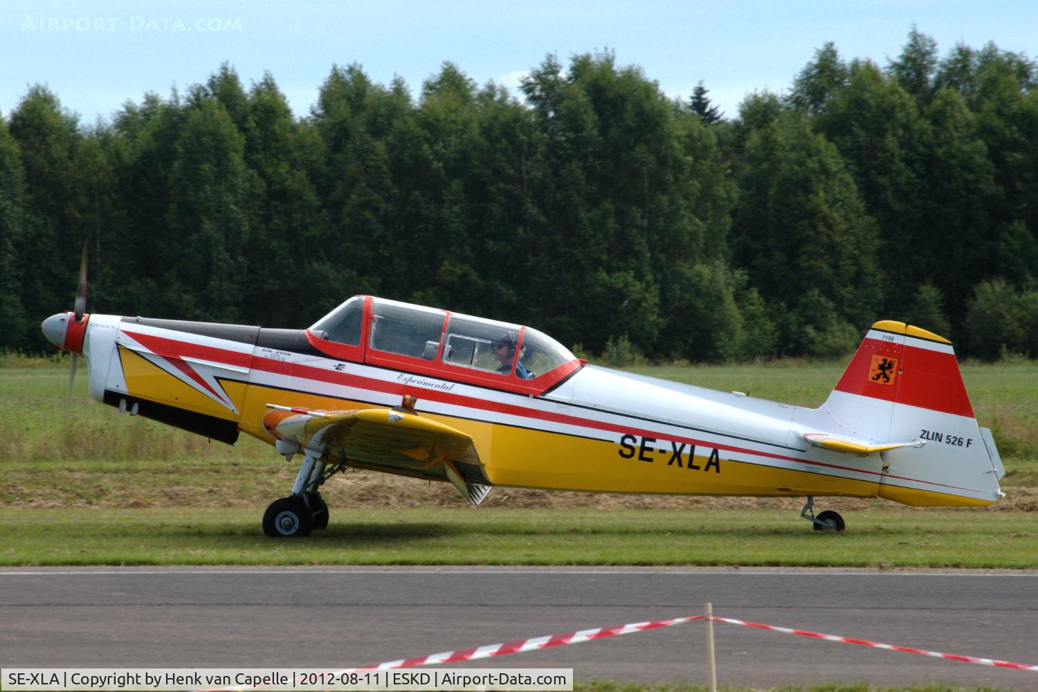 SE-XLA, 1970 Zlin Z-526F Trener Master C/N 1150-767, Zlin Z-526F landing at Dala-Järna airfield, Sweden.